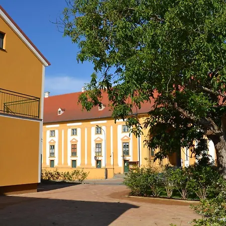 Apartmany U Polanskych Lednice Exterior photo